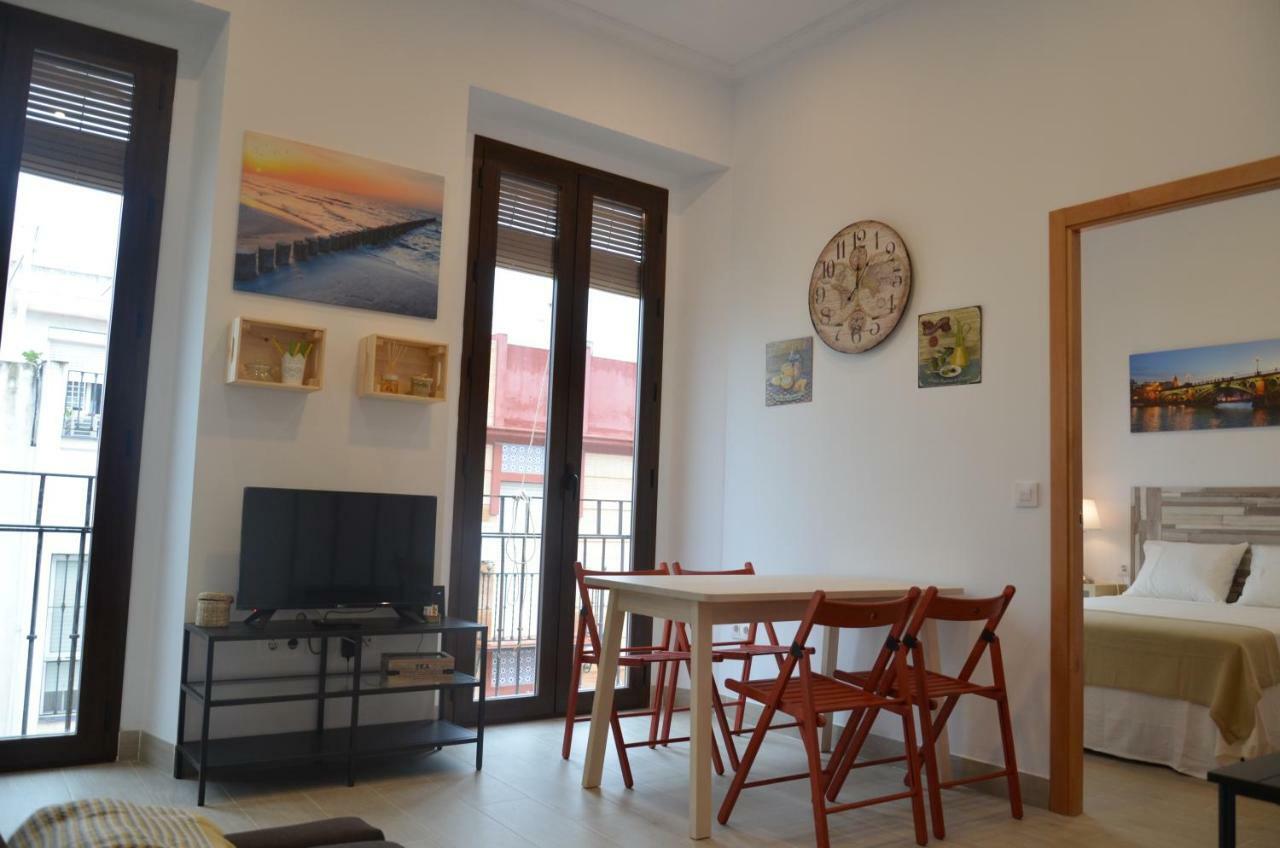 Apartamento Faustino Alvarez Sevilla Dış mekan fotoğraf