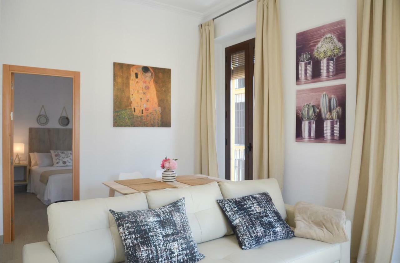 Apartamento Faustino Alvarez Sevilla Dış mekan fotoğraf
