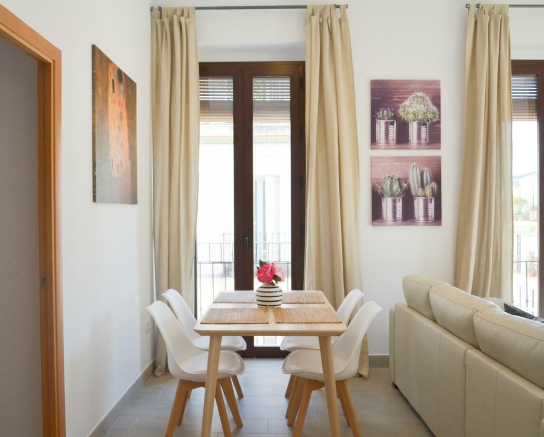 Apartamento Faustino Alvarez Sevilla Dış mekan fotoğraf