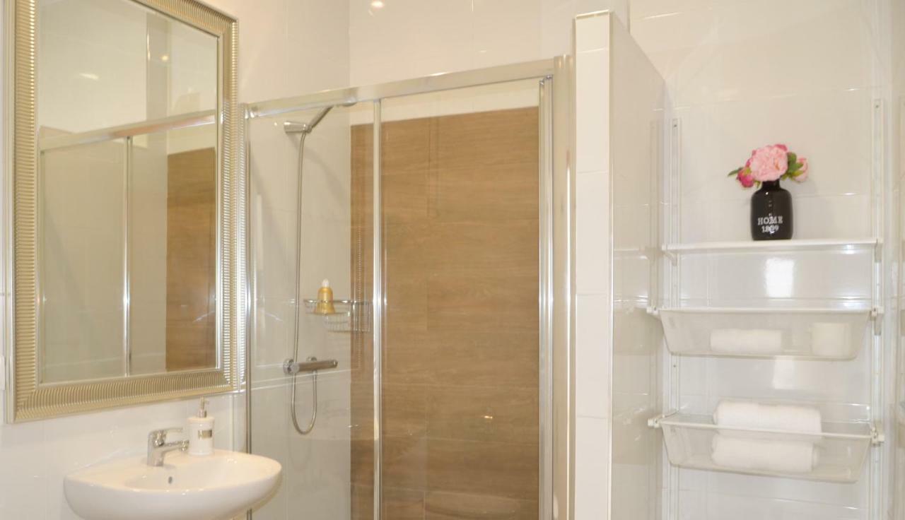 Apartamento Faustino Alvarez Sevilla Oda fotoğraf
